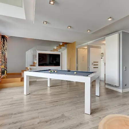 Waterlane By Vivendi Danzig