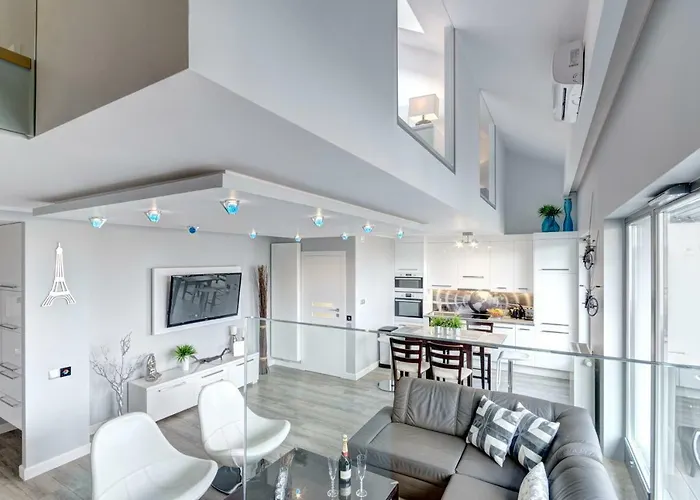 Waterlane By Vivendi