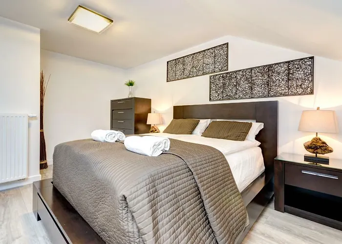 Waterlane By Vivendi