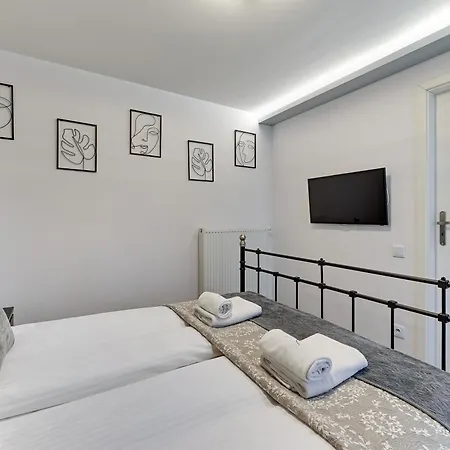 Waterlane By Vivendi Apartment *